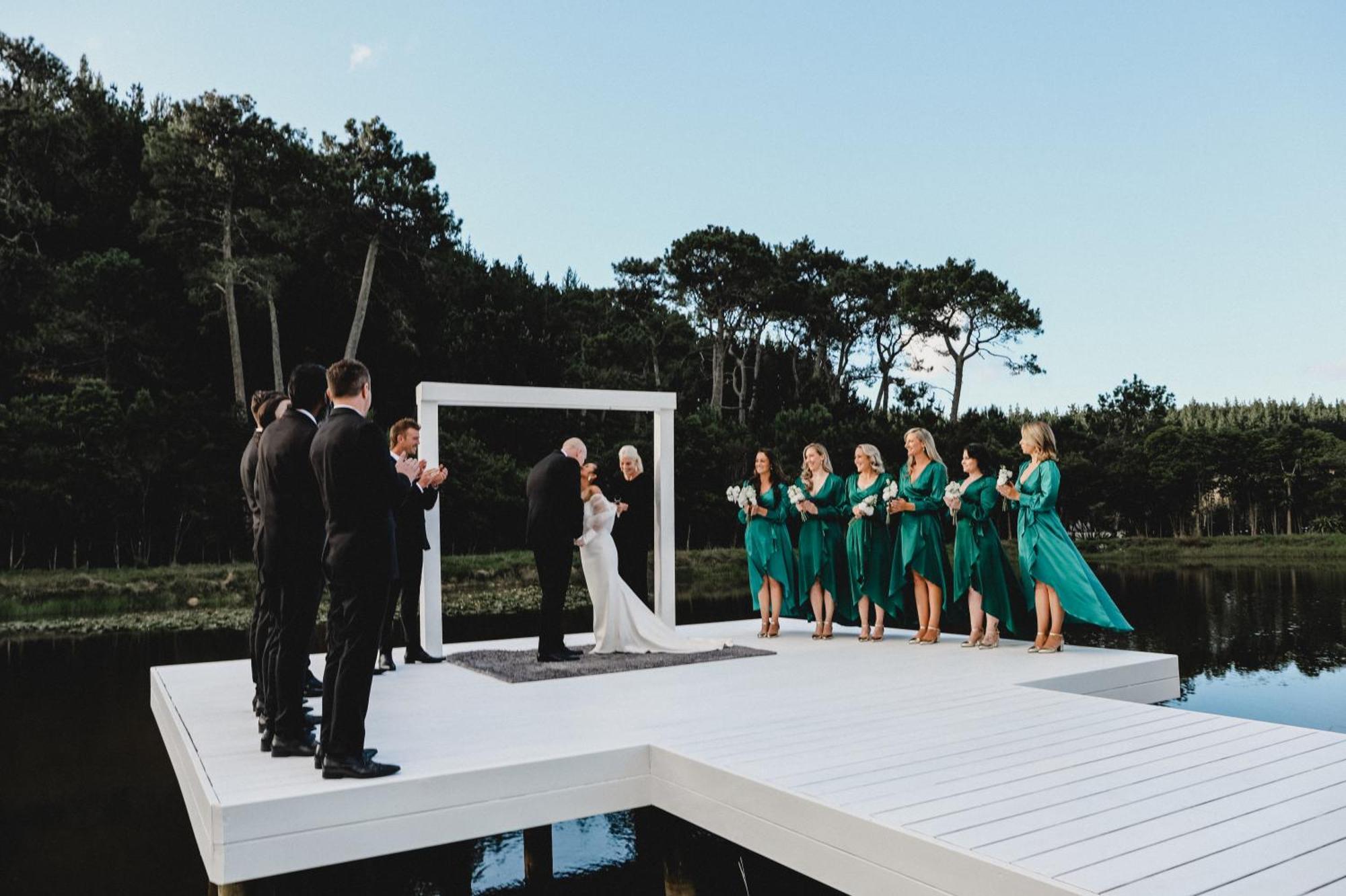 Hus - Boutique Venue & Accommodation Riverhead Екстер'єр фото
